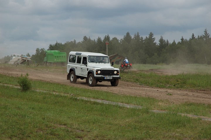 img00211.jpg