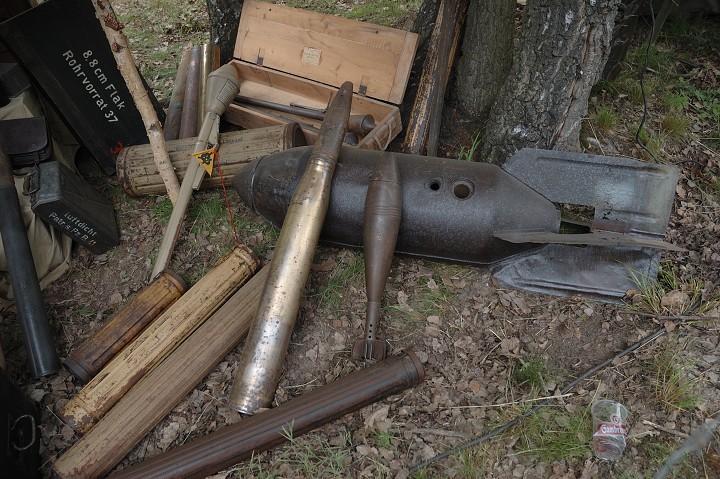 img00225.jpg