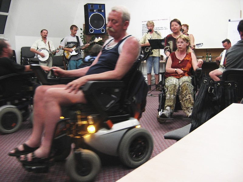 img00307.jpg